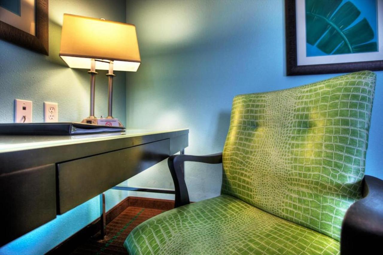 Holiday Inn Hotel & Suites Ocala Conference Center By Ihg Exterior photo